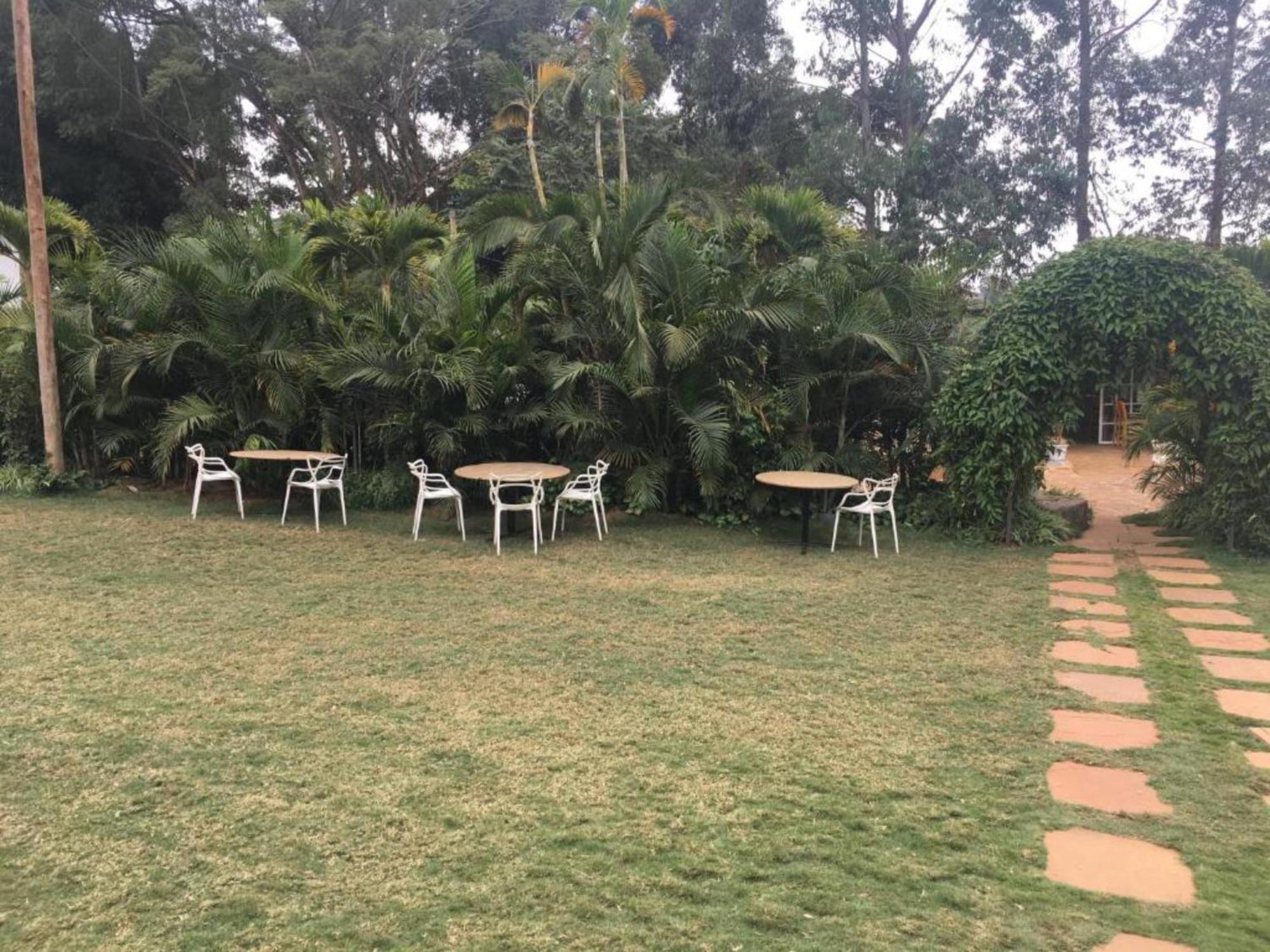 Tobriana Hotel Nairobi Buitenkant foto
